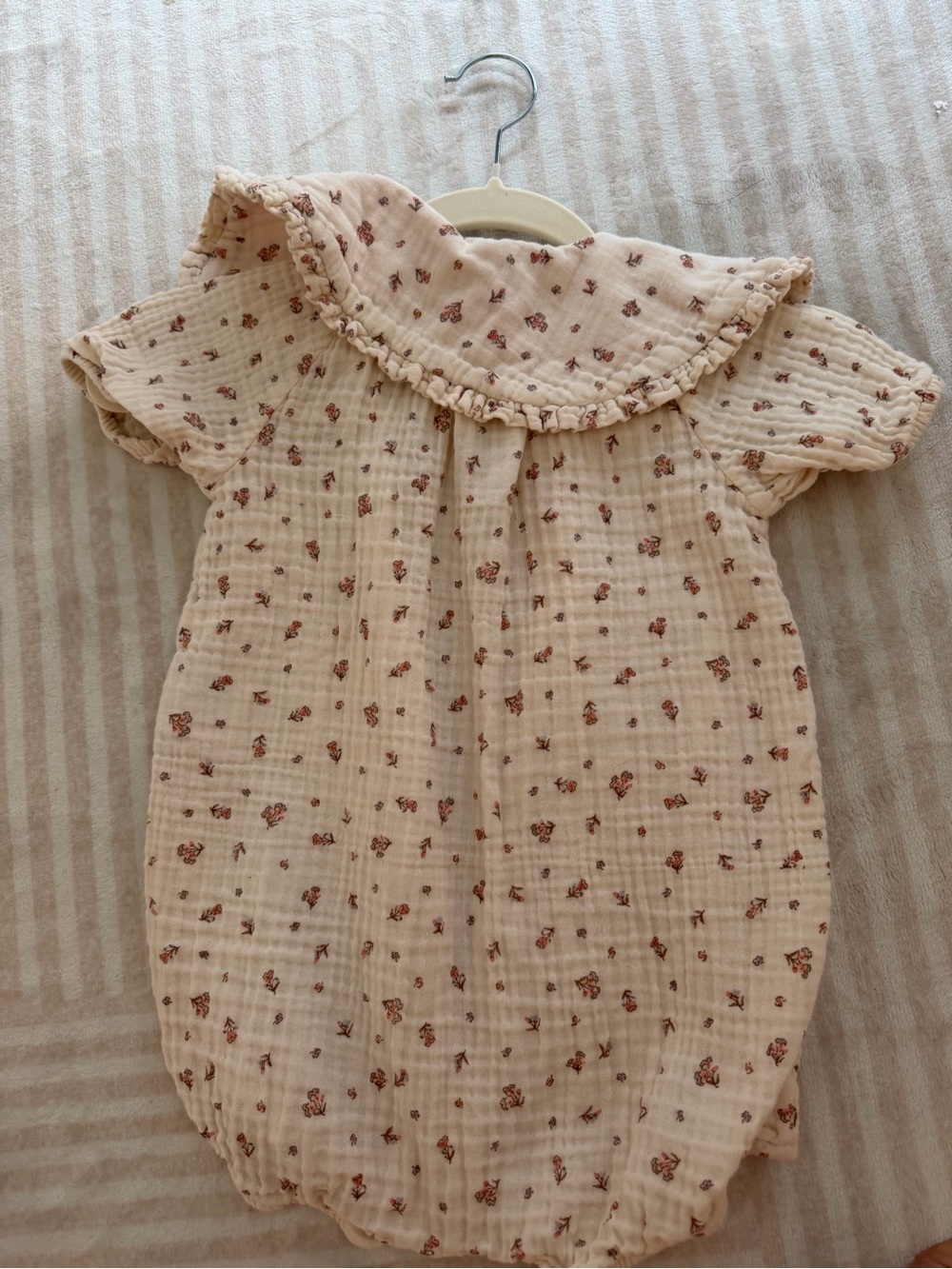Multiple baby girl clothes from H&M and Zara